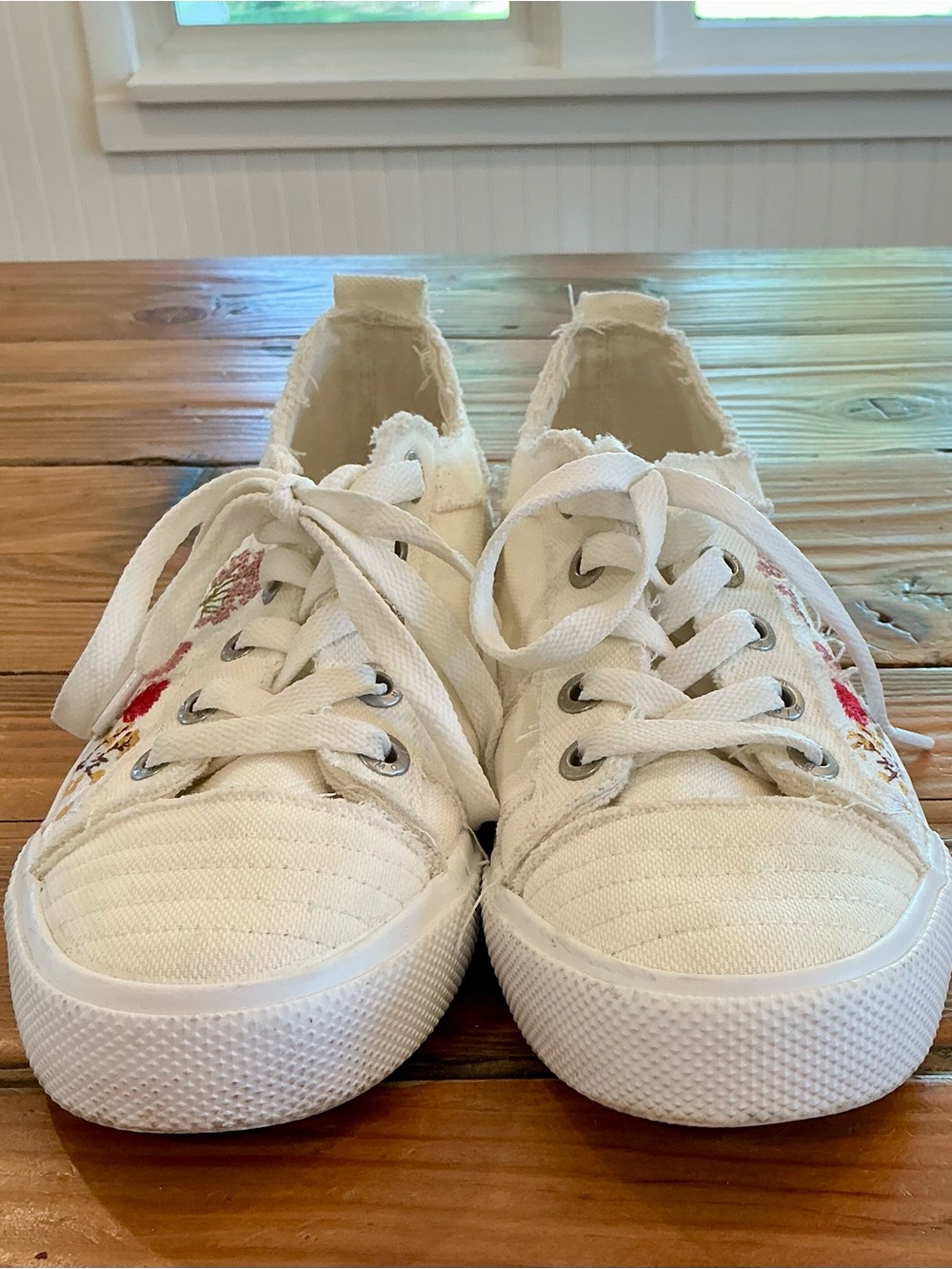 Women’s White Canvas Floral Accent Sneakers